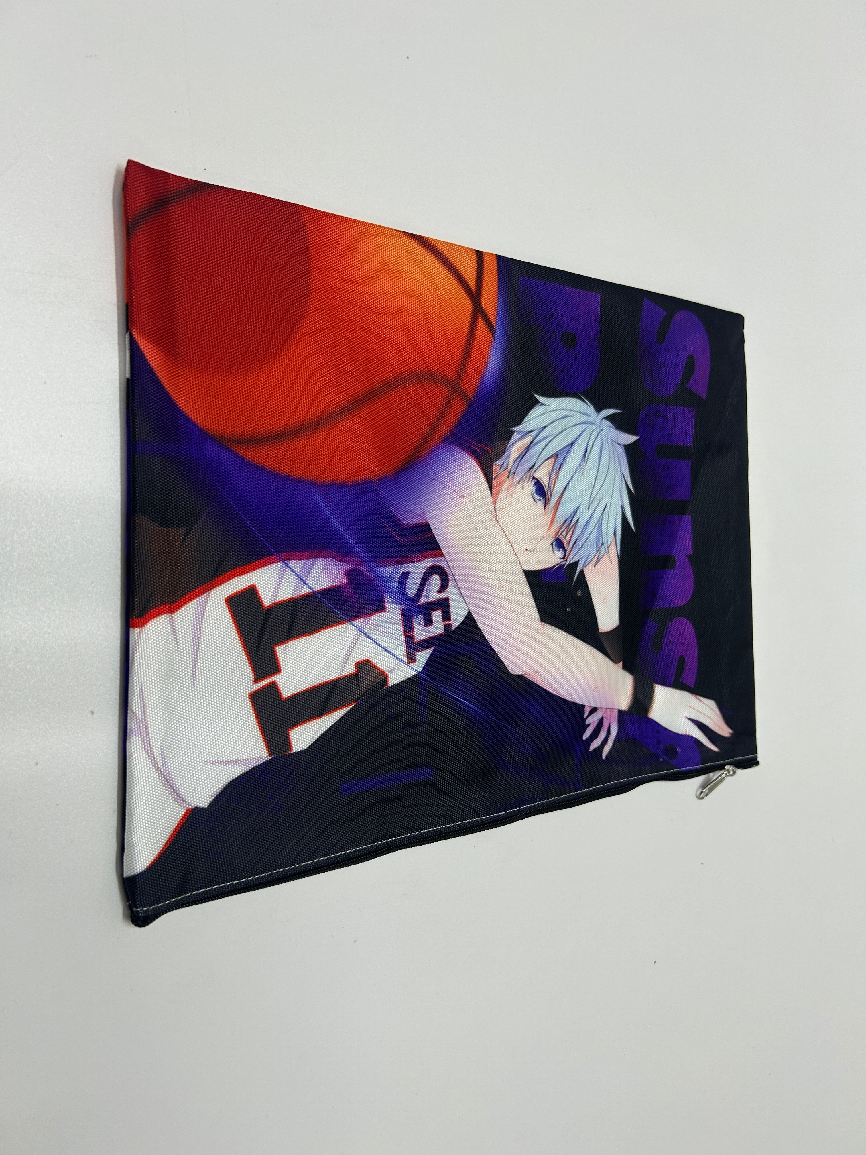 გაურკვეველი წარმოშობის პენალი ნიტო ჩანთა