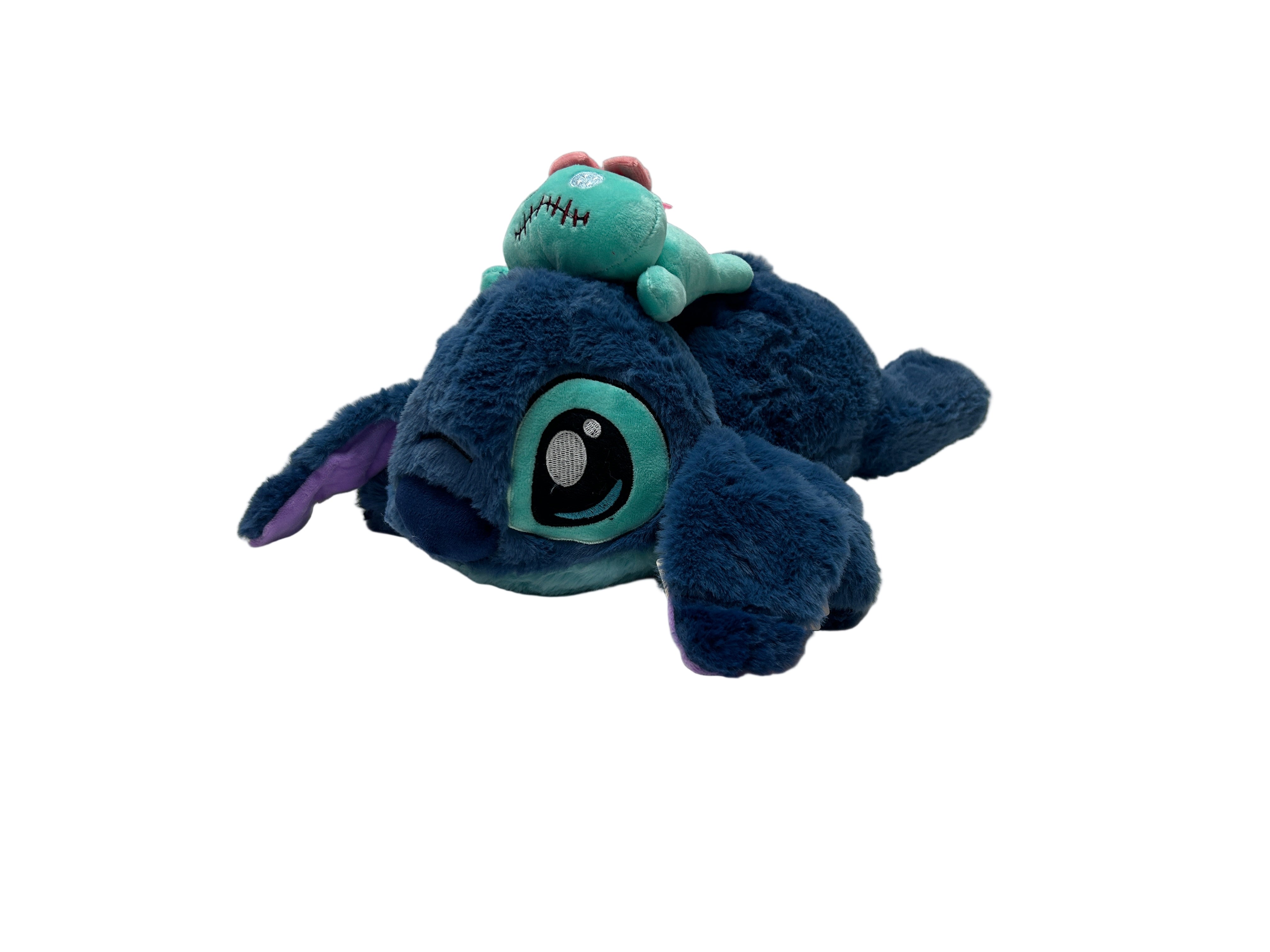 სტიჩი სკრამპით თავზე პატარა