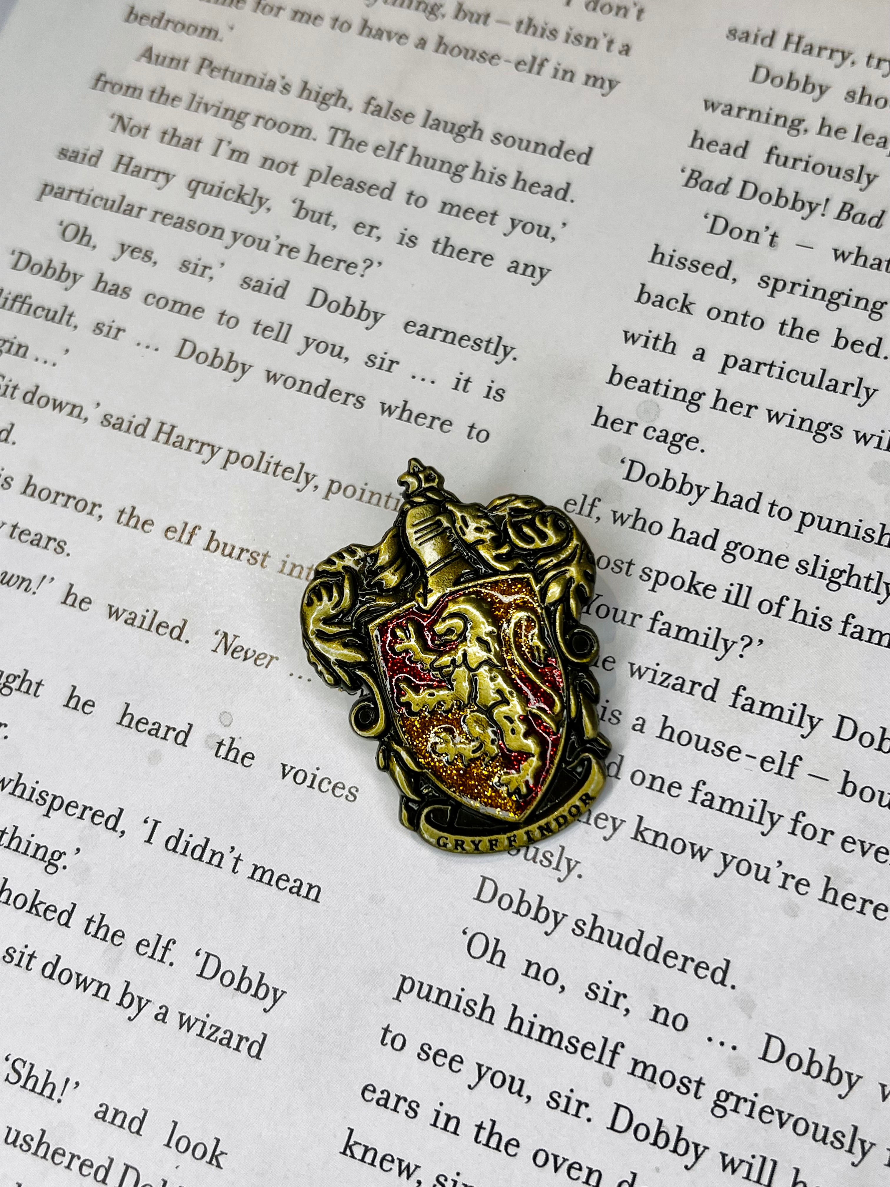 Gryffindor enamel brooch