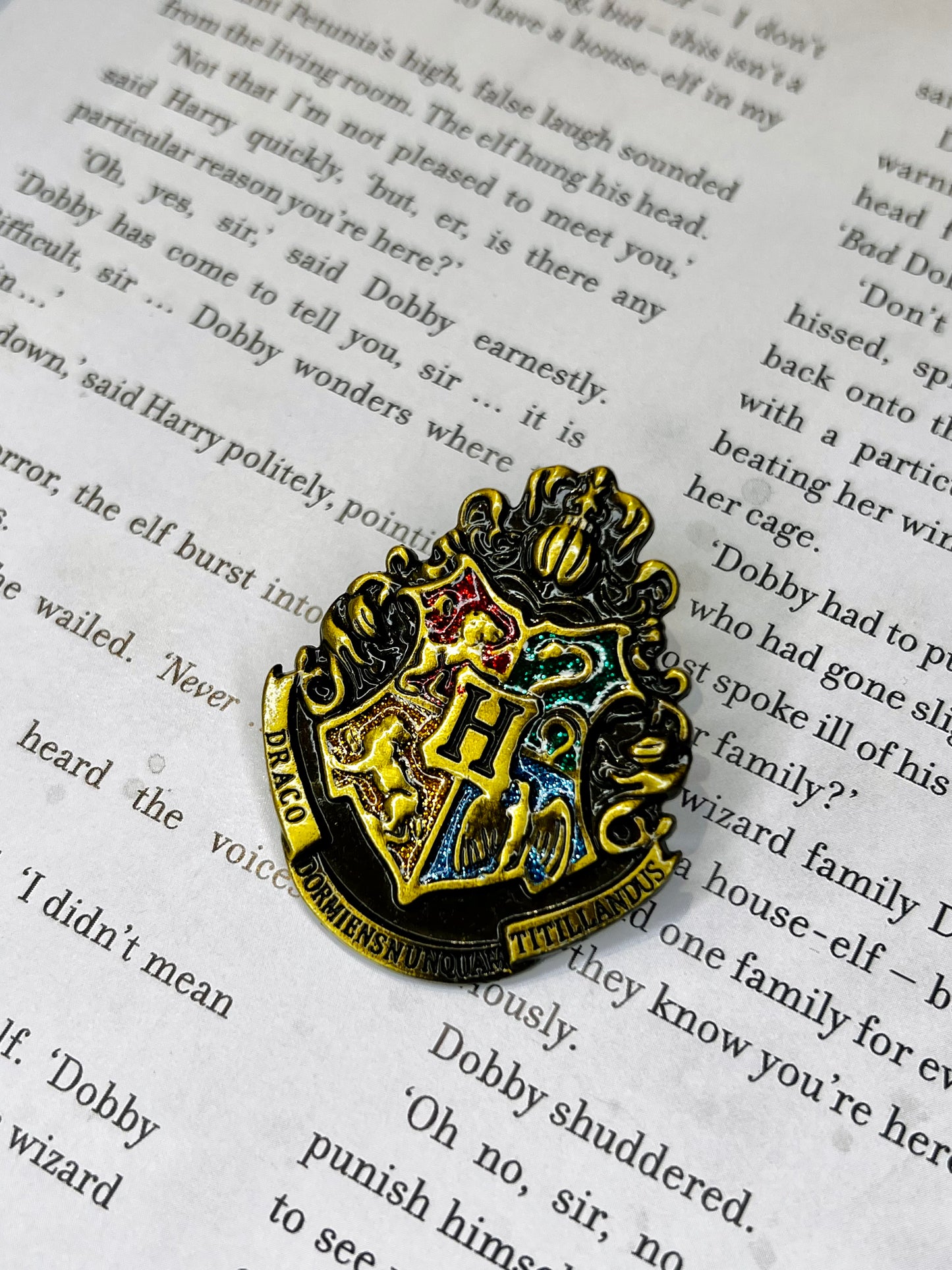 Hogwarts Enamel Brooch